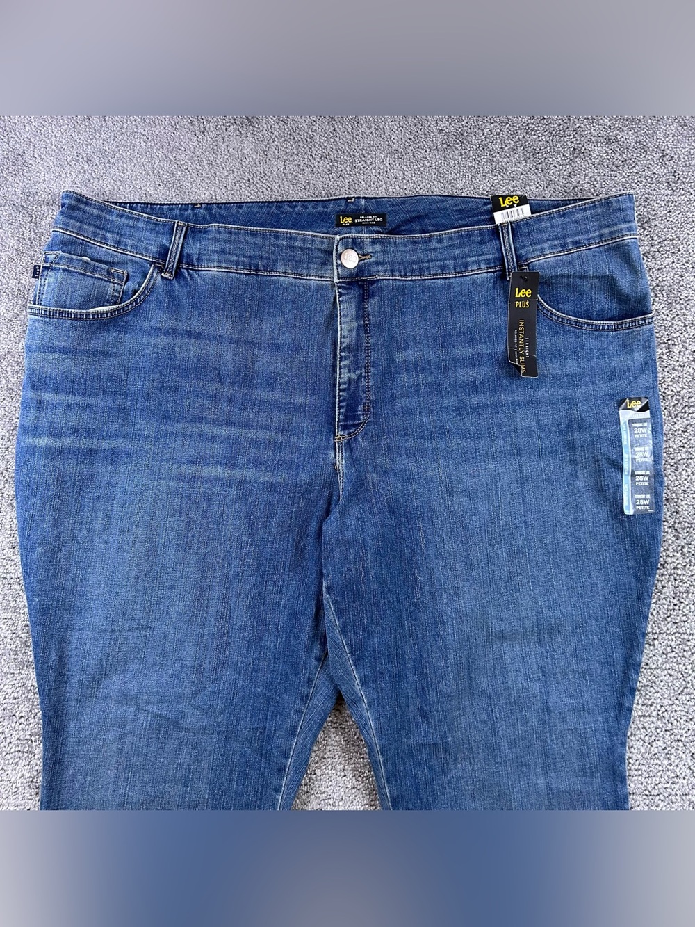 New Lee Straight Leg Jeans Womens Size 28W Instantly Slims Relaxed Fit Petite
